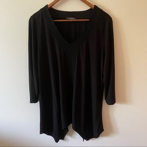 Adrianna Papell Black V Neck Flowy Top
